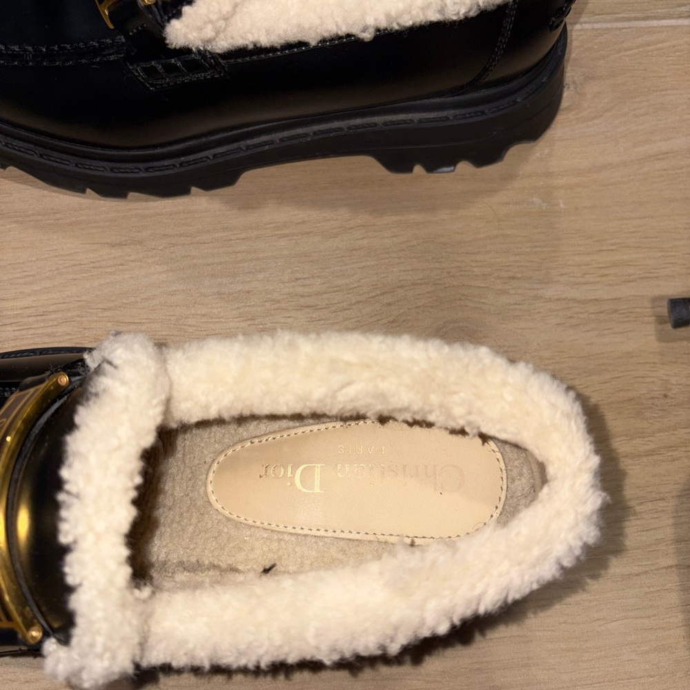 Christian Dior Shearling loafers - Picture 6 of 7